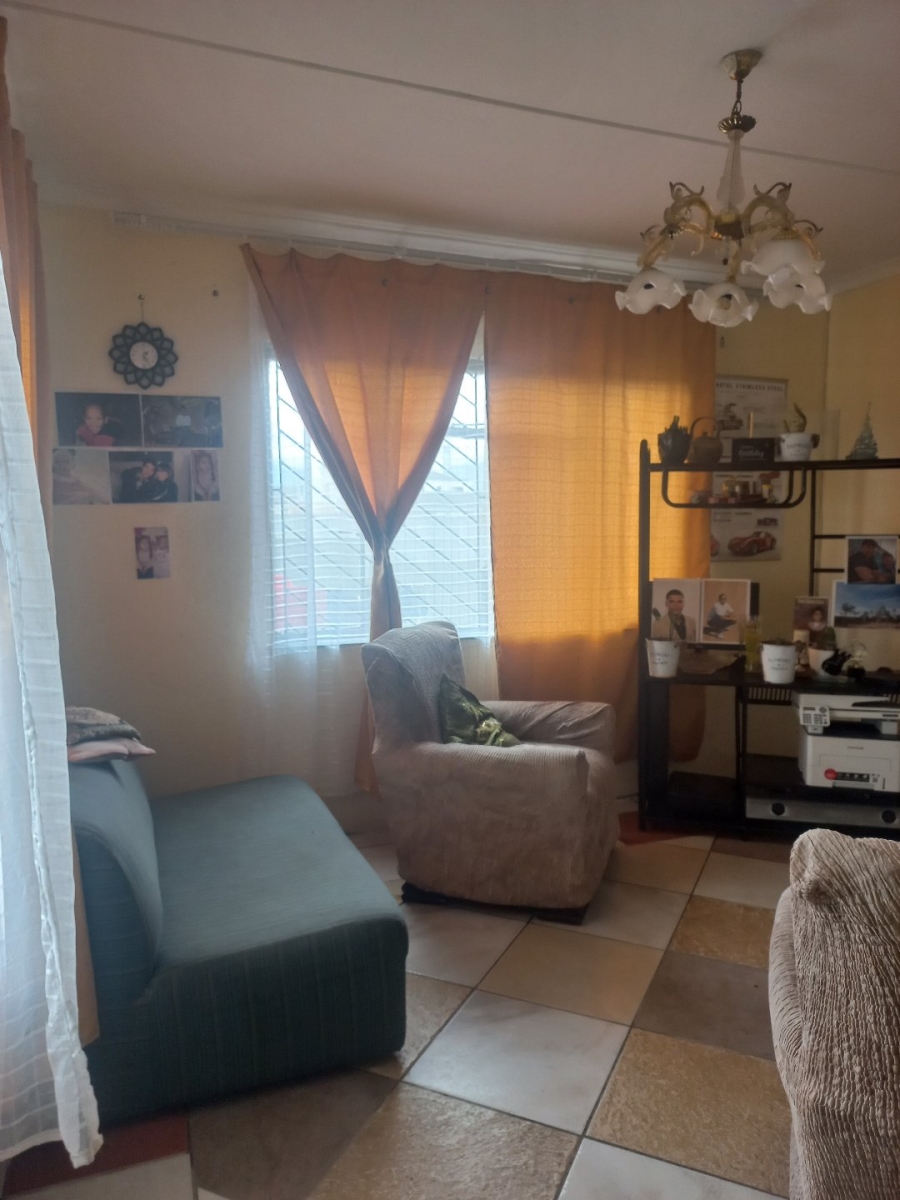 3 Bedroom Property for Sale in Stratford Green Western Cape